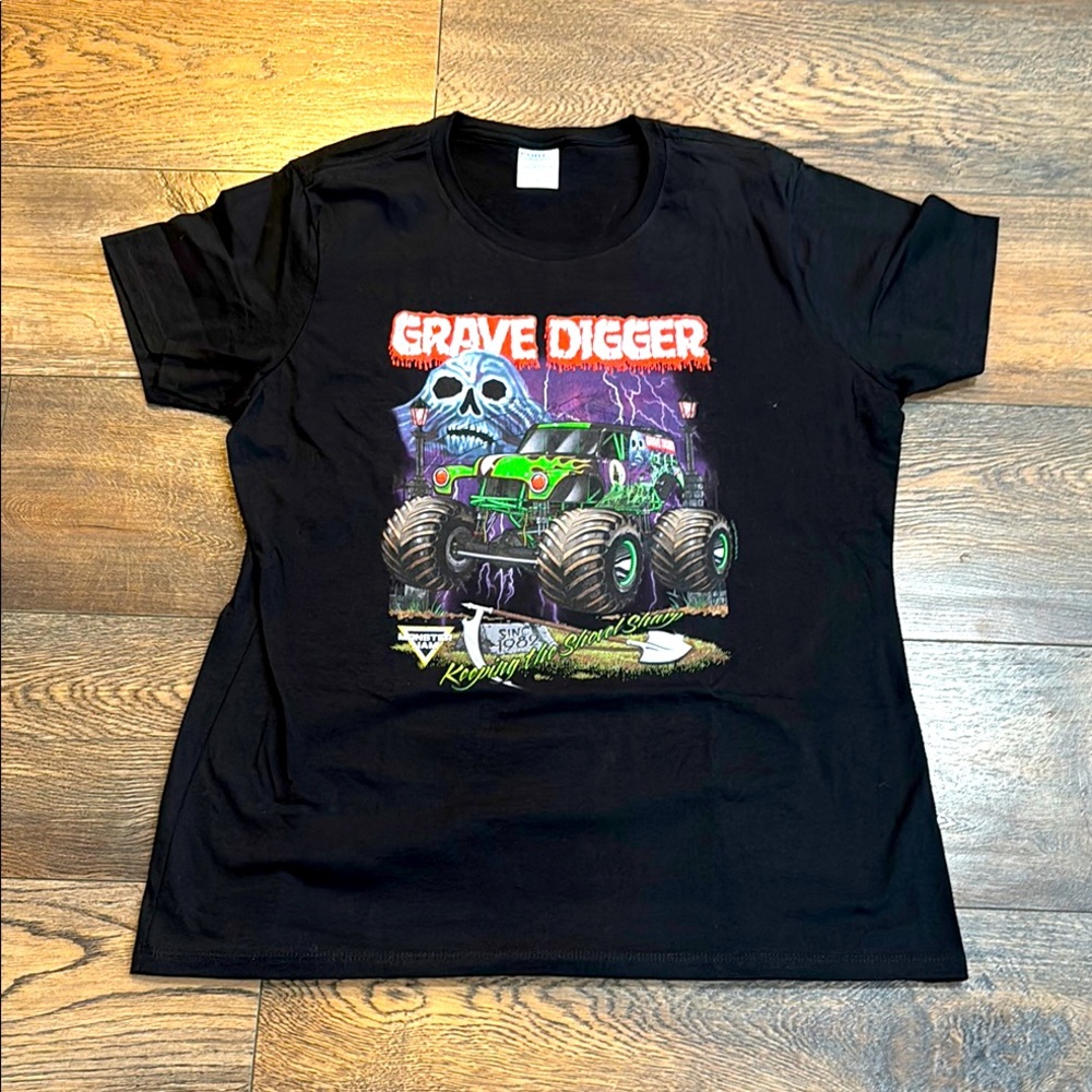 Monster Truck Graphic T ladies size large New without tags